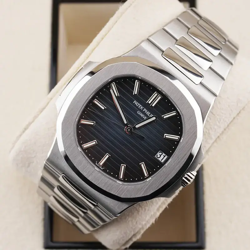DSC08528_900x.webp